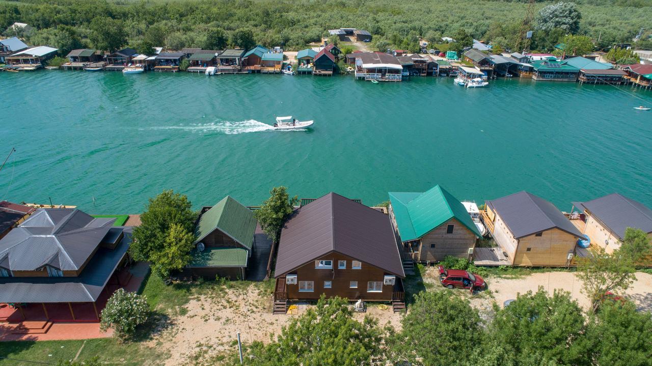 Hakuna Matata Apartments Улцинь Экстерьер фото