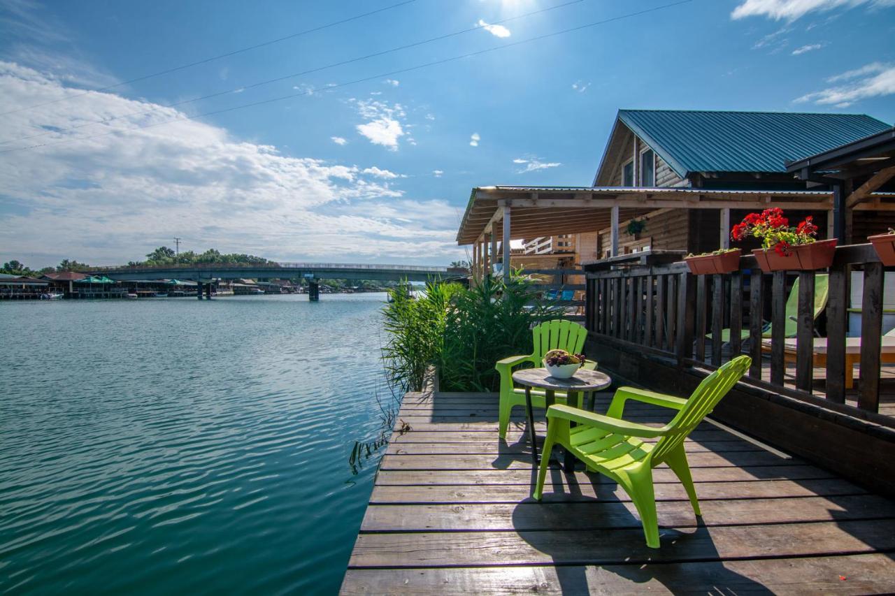 Hakuna Matata Apartments Улцинь Экстерьер фото
